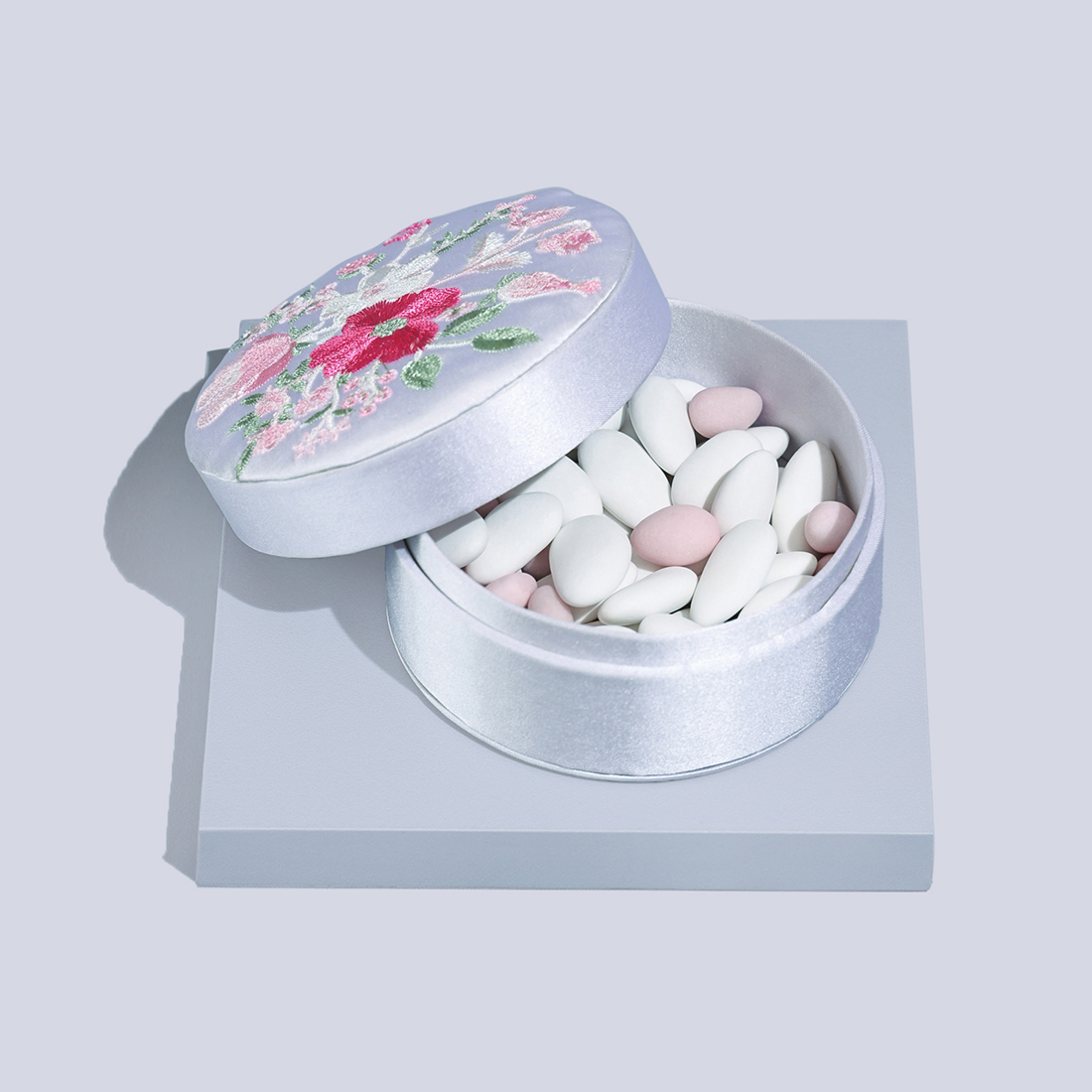 Floral Bonbonniere - Image 2